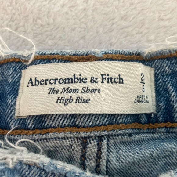 Abercrombie High Rise Mom Short - Picture 7 of 8